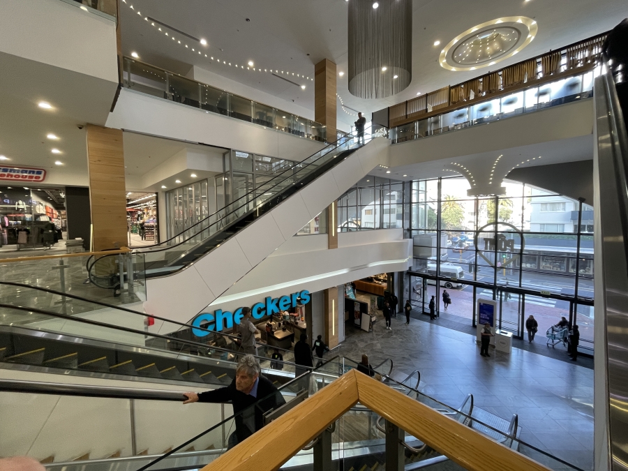 To Let commercial Property for Rent in Sea Point Western Cape